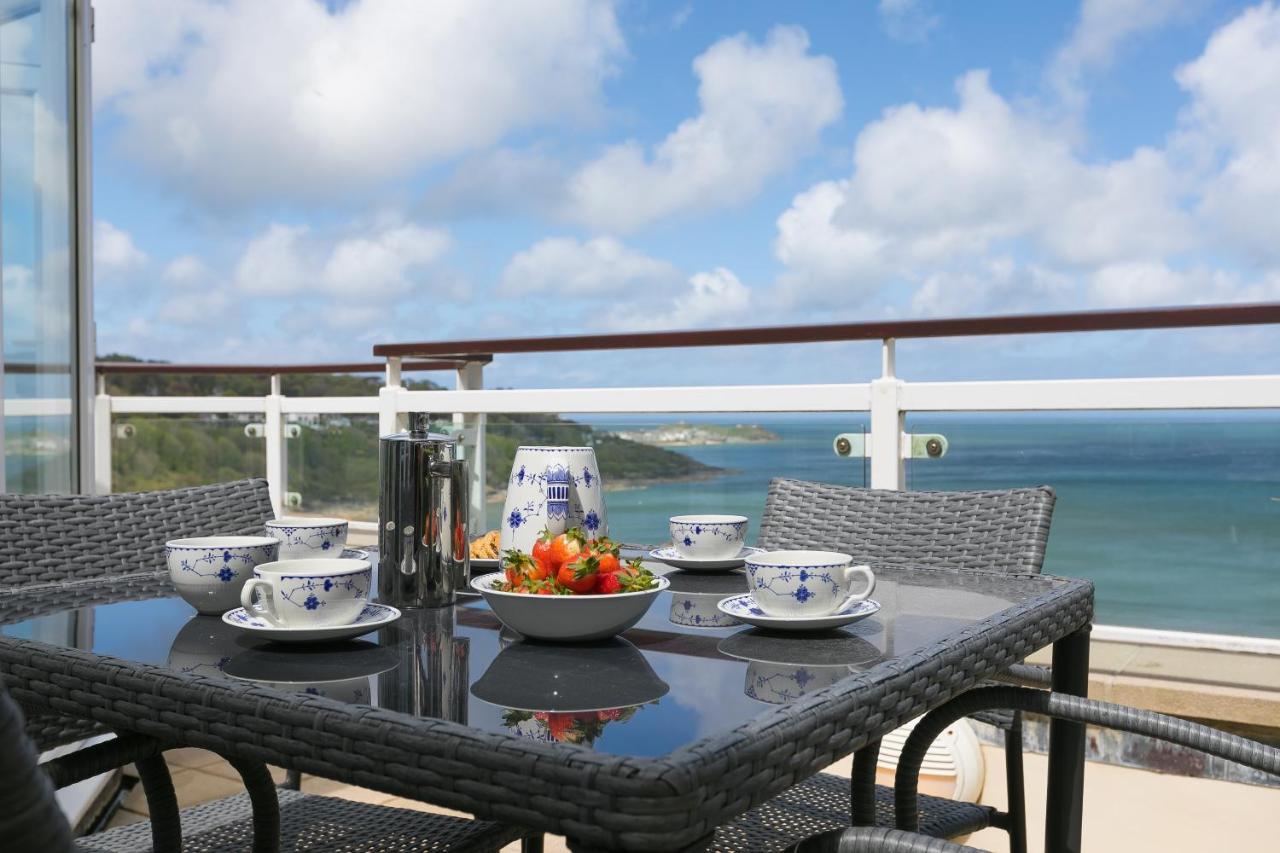 Ocean Gem Apartment Carbis Bay Bagian luar foto