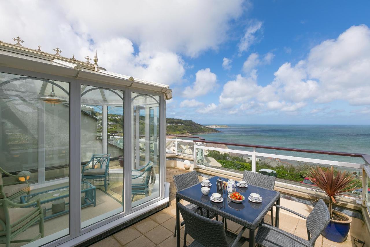 Ocean Gem Apartment Carbis Bay Bagian luar foto