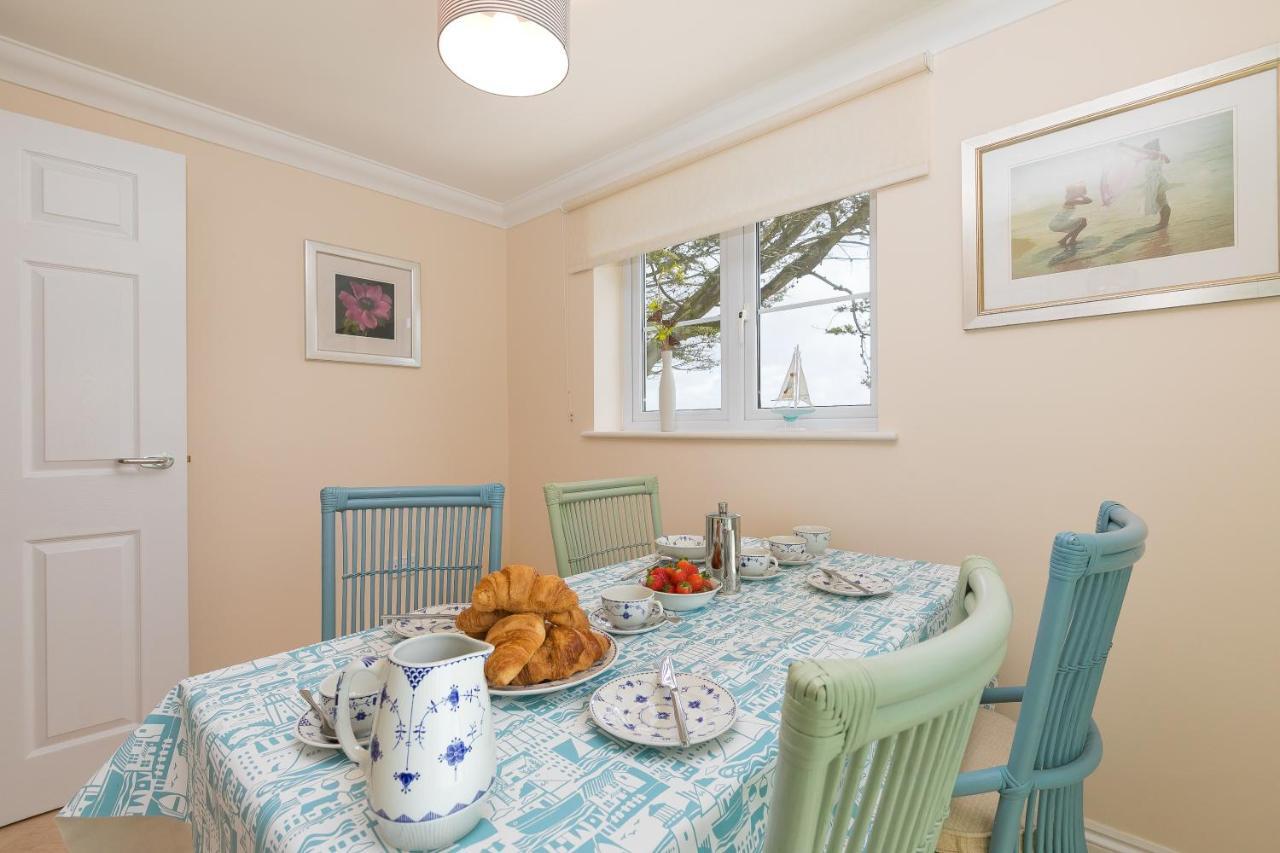 Ocean Gem Apartment Carbis Bay Bagian luar foto
